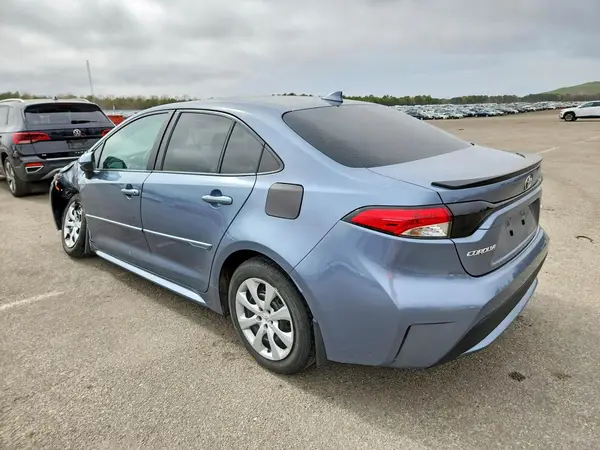 5YFEPRAE1LP139113 2020 TOYOTA COROLLA - Image 2