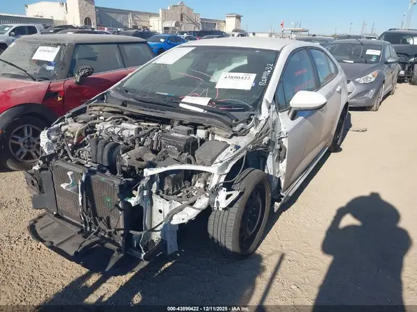 5YFEPRAE2LP040526 2020 TOYOTA COROLLA - Image 2