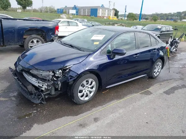 5YFEPRAE2LP073462 2020 TOYOTA COROLLA - Image 2