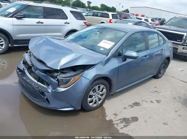 5YFEPRAE2LP088155 2020 TOYOTA COROLLA - Image 2