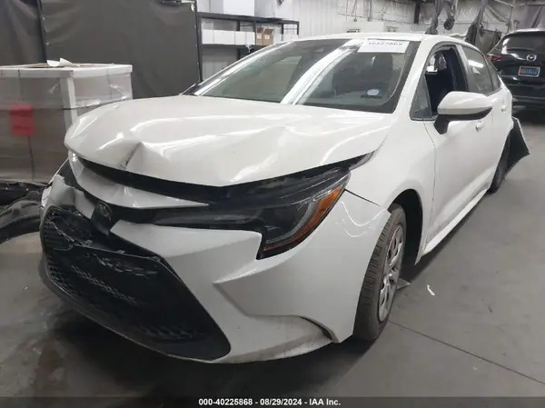 5YFEPRAE2LP106489 2020 TOYOTA COROLLA - Image 2