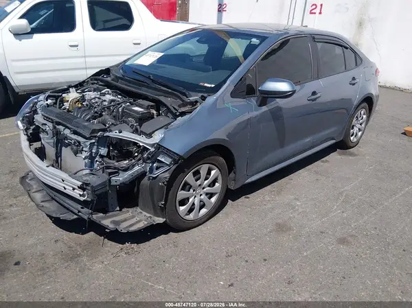 5YFEPRAE2LP109425 2020 TOYOTA COROLLA - Image 2