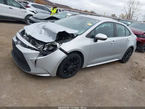 5YFEPRAE2LP117444 2020 TOYOTA COROLLA - Image 2