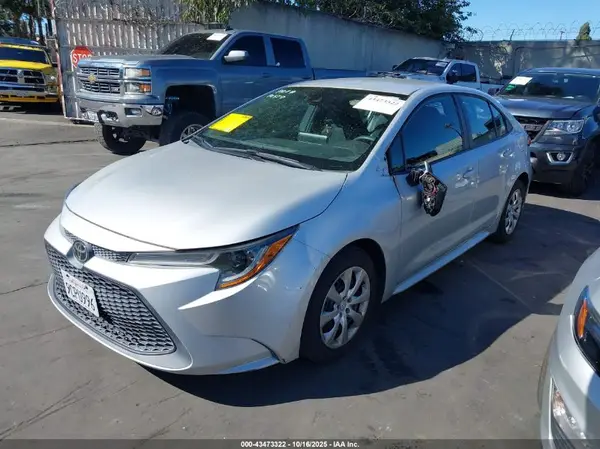 5YFEPRAE2LP117766 2020 TOYOTA COROLLA - Image 2