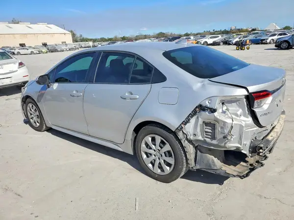 5YFEPRAE2LP123986 2020 TOYOTA COROLLA - Image 2