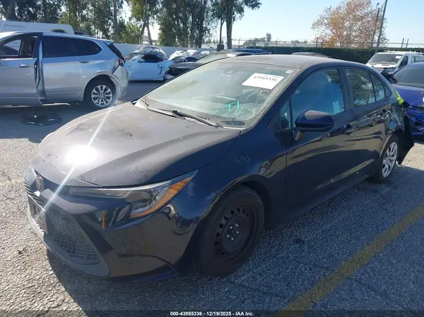 5YFEPRAE2LP128802 2020 TOYOTA COROLLA - Image 2