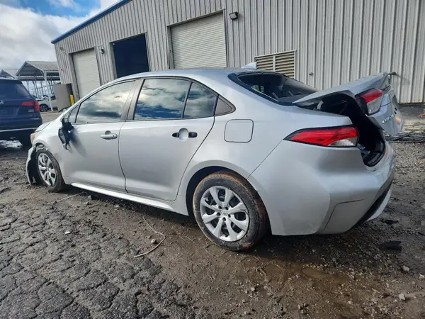 5YFEPRAE2LP134261 2020 TOYOTA COROLLA - Image 2