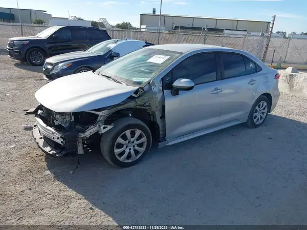 5YFEPRAE2LP138763 2020 TOYOTA COROLLA - Image 2