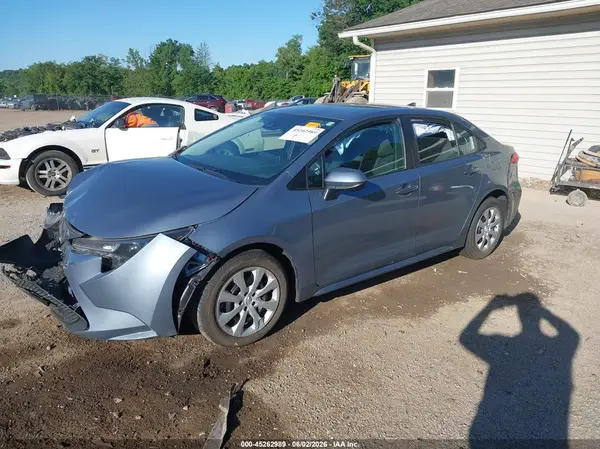 5YFEPRAE3LP021418 2020 TOYOTA COROLLA - Image 2