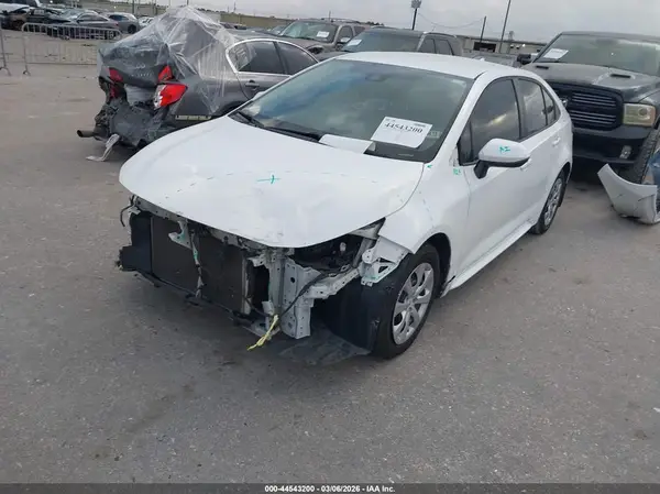 5YFEPRAE3LP025050 2020 TOYOTA COROLLA - Image 2