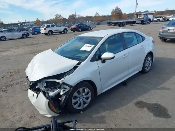 5YFEPRAE3LP057643 2020 TOYOTA COROLLA - Image 2
