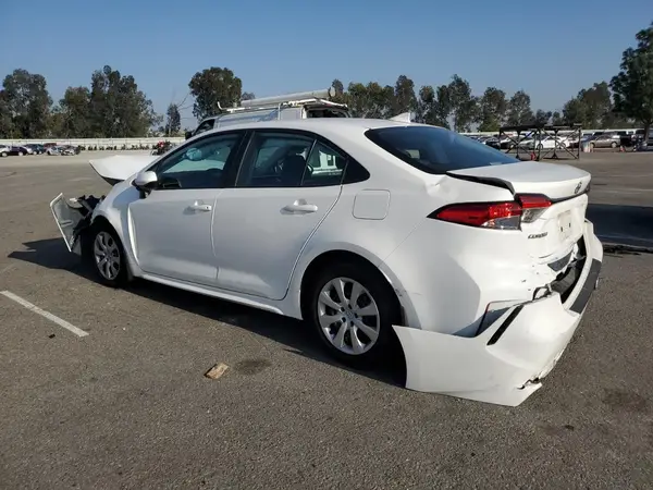 5YFEPRAE3LP070702 2020 TOYOTA COROLLA - Image 2