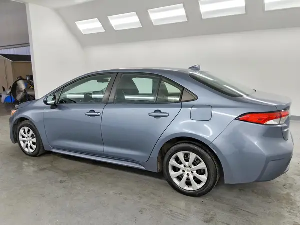 5YFEPRAE3LP103312 2020 TOYOTA COROLLA - Image 2