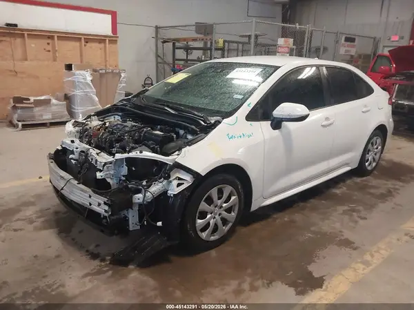 5YFEPRAE3LP104850 2020 TOYOTA COROLLA - Image 2
