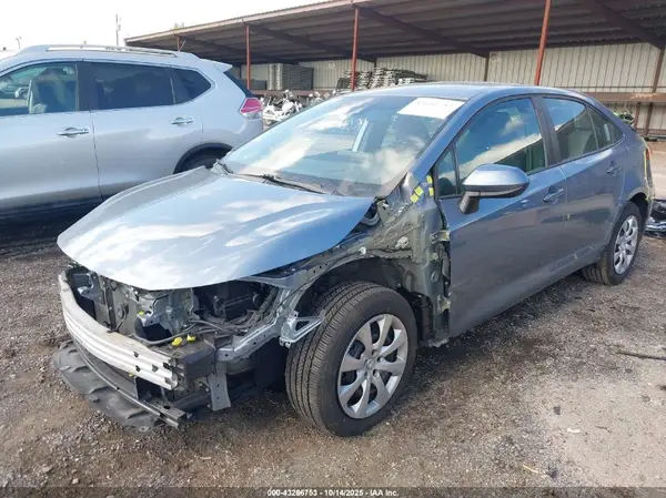 5YFEPRAE3LP115637 2020 TOYOTA COROLLA - Image 2