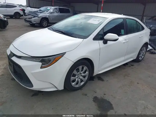 5YFEPRAE3LP119039 2020 TOYOTA COROLLA - Image 2