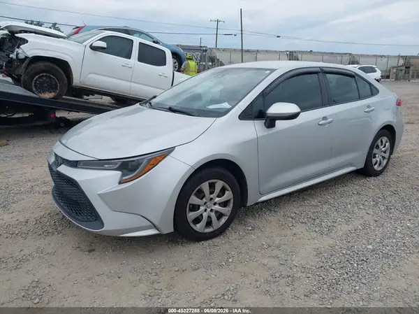 5YFEPRAE4LP099867 2020 TOYOTA COROLLA - Image 2