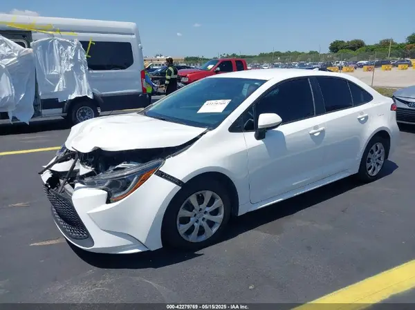 5YFEPRAE4LP128560 2020 TOYOTA COROLLA - Image 2