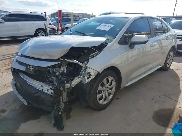 5YFEPRAE4LP134083 2020 TOYOTA COROLLA - Image 2