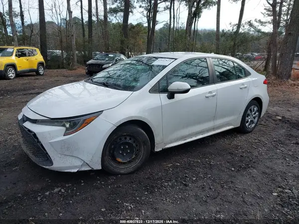 5YFEPRAE4LP142667 2020 TOYOTA COROLLA - Image 2