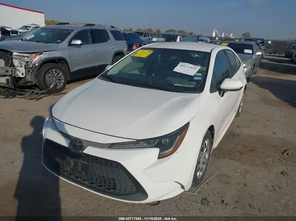 5YFEPRAE5LP055358 2020 TOYOTA COROLLA - Image 2