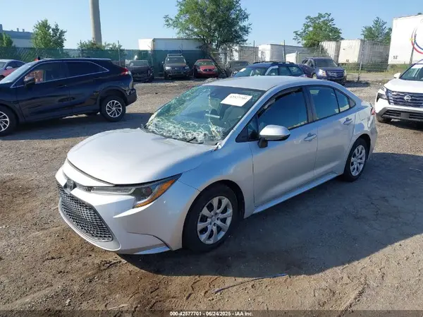 5YFEPRAE5LP058938 2020 TOYOTA COROLLA - Image 2