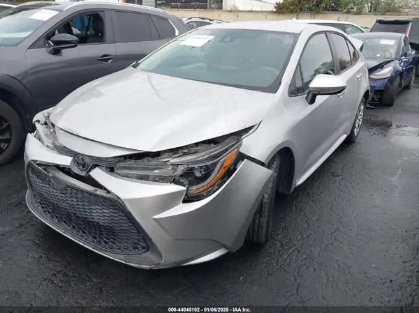 5YFEPRAE5LP071009 2020 TOYOTA COROLLA - Image 2