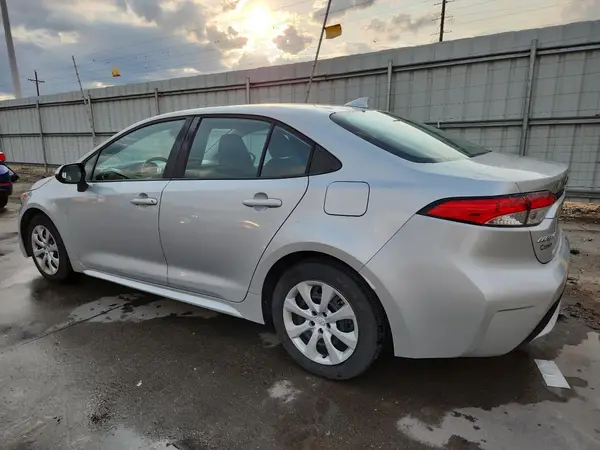 5YFEPRAE5LP075383 2020 TOYOTA COROLLA - Image 2