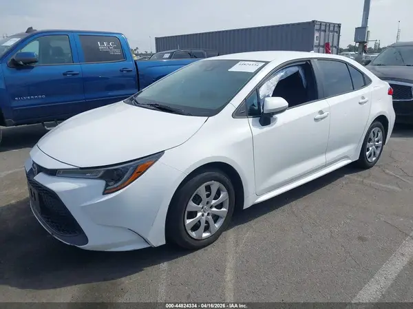 5YFEPRAE5LP098551 2020 TOYOTA COROLLA - Image 2