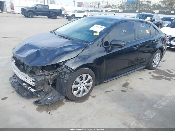 5YFEPRAE5LP102727 2020 TOYOTA COROLLA - Image 2