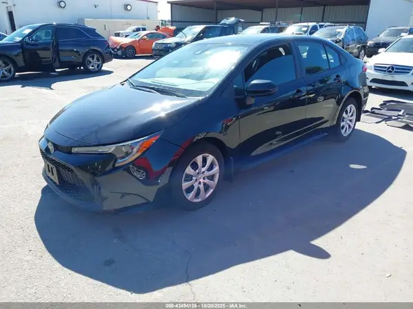 5YFEPRAE5LP102923 2020 TOYOTA COROLLA - Image 2