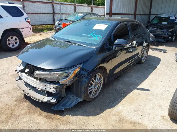 5YFEPRAE5LP103585 2020 TOYOTA COROLLA - Image 2
