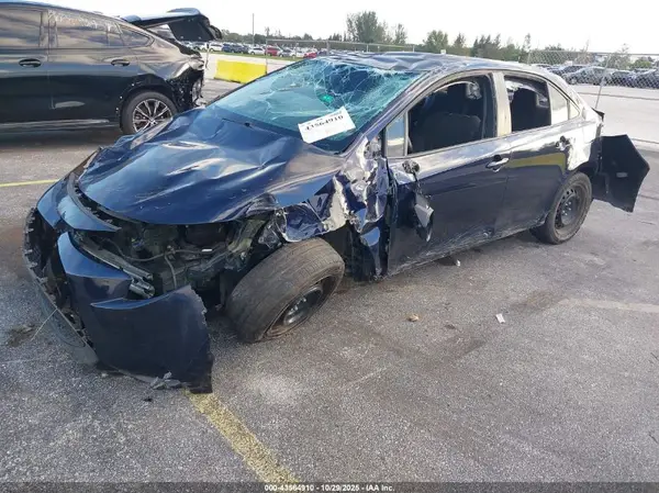 5YFEPRAE5LP112089 2020 TOYOTA COROLLA - Image 2