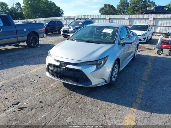 5YFEPRAE5LP124646 2020 TOYOTA COROLLA - Image 2