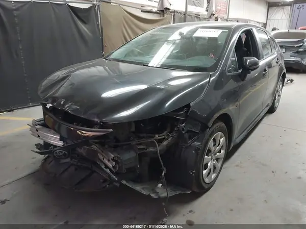 5YFEPRAE6LP020392 2020 TOYOTA COROLLA - Image 2