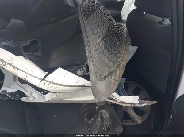 5YFEPRAE6LP024555 2020 TOYOTA COROLLA - Image 8