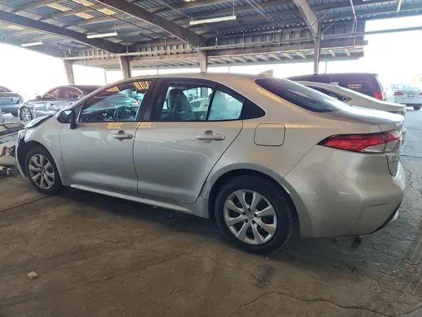 5YFEPRAE6LP030369 2020 TOYOTA COROLLA - Image 2