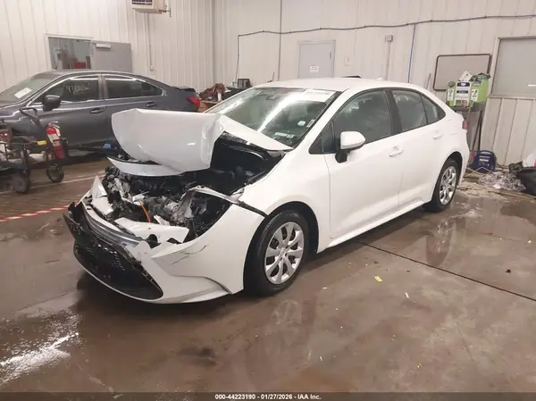 5YFEPRAE6LP034440 2020 TOYOTA COROLLA - Image 2
