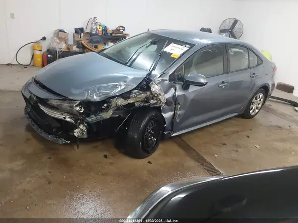 5YFEPRAE6LP062027 2020 TOYOTA COROLLA - Image 2