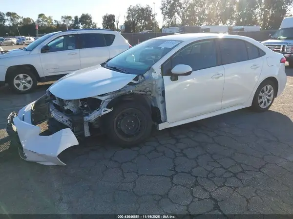 5YFEPRAE6LP107385 2020 TOYOTA COROLLA - Image 2