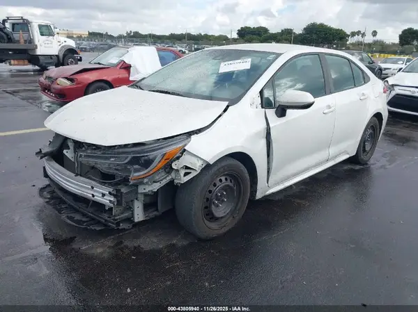 5YFEPRAE6LP108875 2020 TOYOTA COROLLA - Image 2