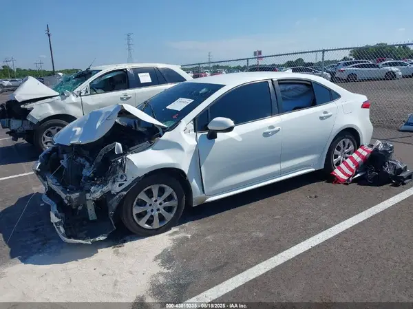 5YFEPRAE7LP057533 2020 TOYOTA COROLLA - Image 2