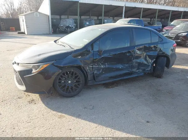 5YFEPRAE7LP082951 2020 TOYOTA COROLLA - Image 2