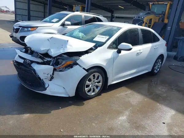 5YFEPRAE7LP094761 2020 TOYOTA COROLLA - Image 2