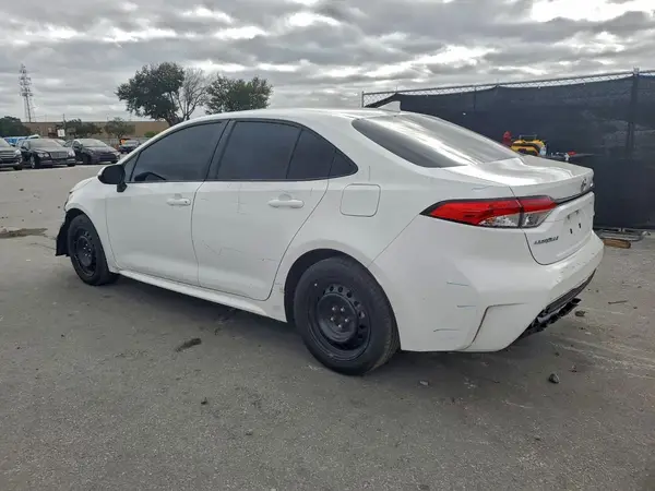 5YFEPRAE7LP125751 2020 TOYOTA COROLLA - Image 2