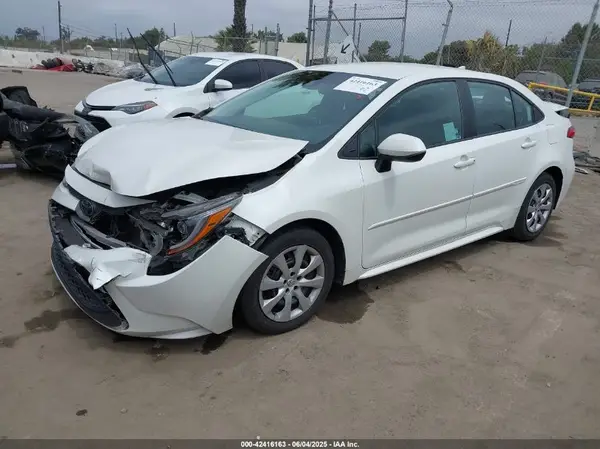 5YFEPRAE7LP137463 2020 TOYOTA COROLLA - Image 2