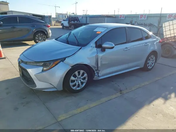 5YFEPRAE8LP126942 2020 TOYOTA COROLLA - Image 2