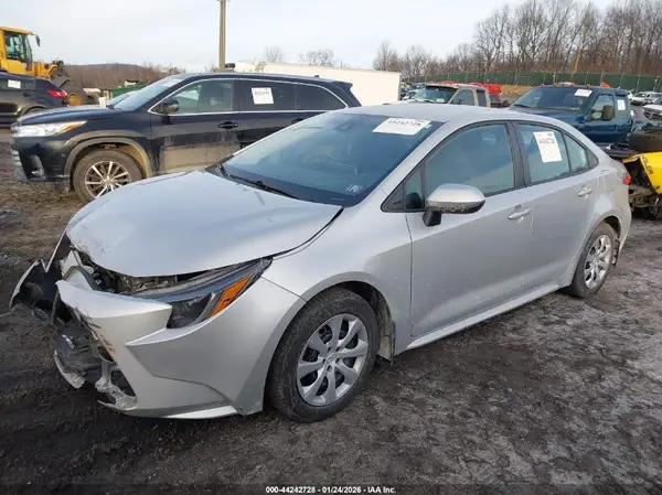 5YFEPRAE8LP133115 2020 TOYOTA COROLLA - Image 2