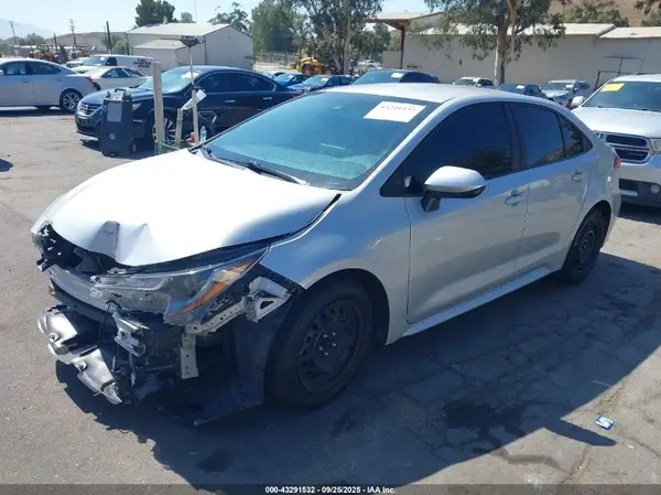 5YFEPRAE8LP137522 2020 TOYOTA COROLLA - Image 2