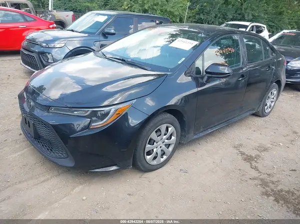 5YFEPRAE9LP022864 2020 TOYOTA COROLLA - Image 2